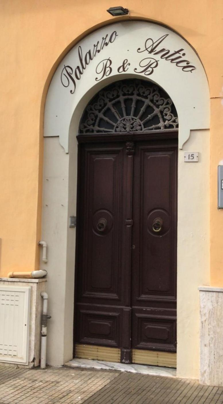 B&B New Antico Palazzo Parabita Exterior foto